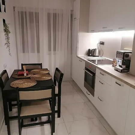 Sea Apartman *